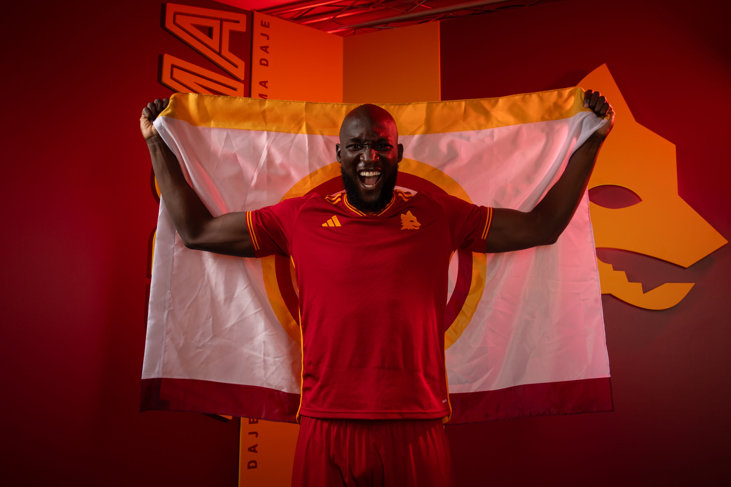 ¡OFICIAL! ROMELU LUKAKU ES NUEVO JUGADOR DE LA ROMA