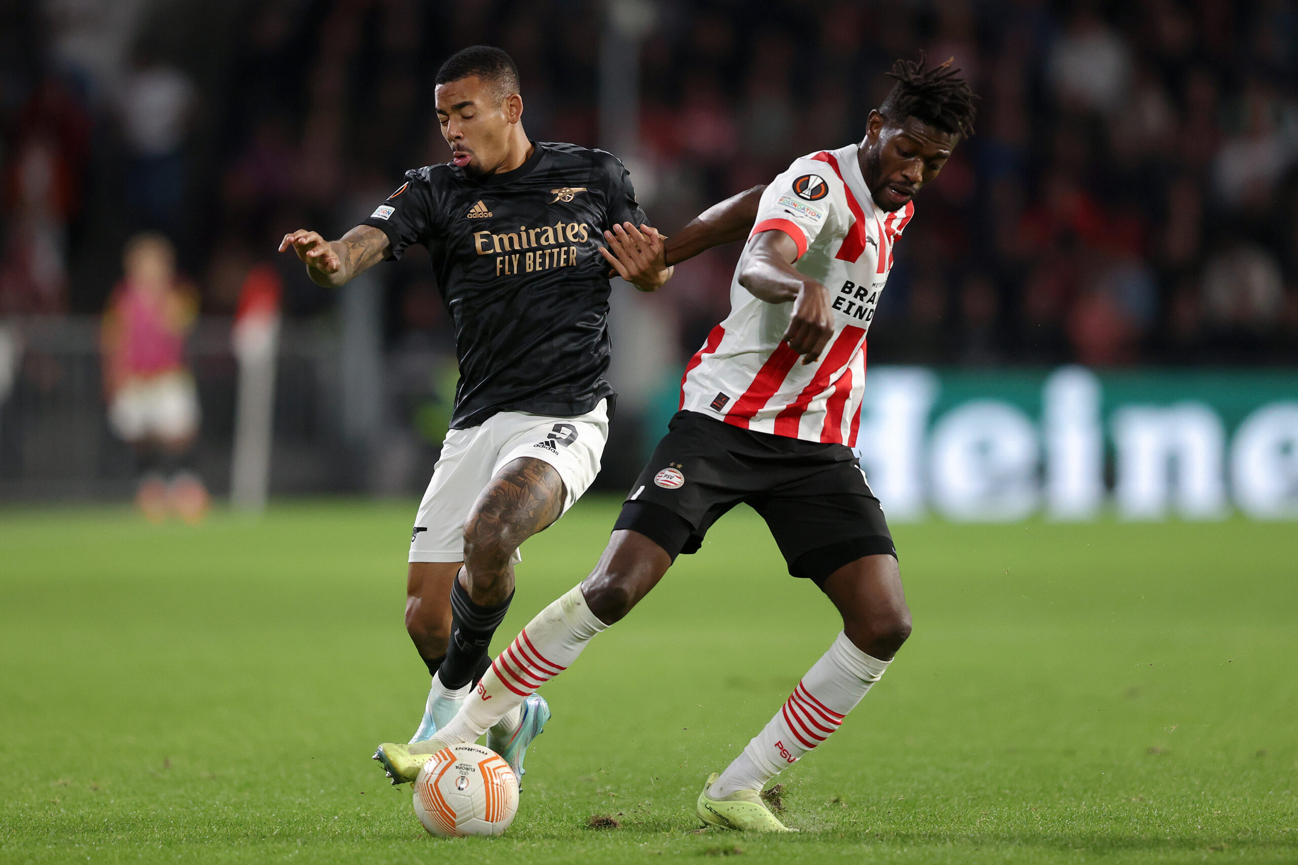 DESPUÉS DE SEIS AÑOS, EL ARSENAL RECIBIRÁ CHAMPIONS EN SU CASA CONTRA EL PSV