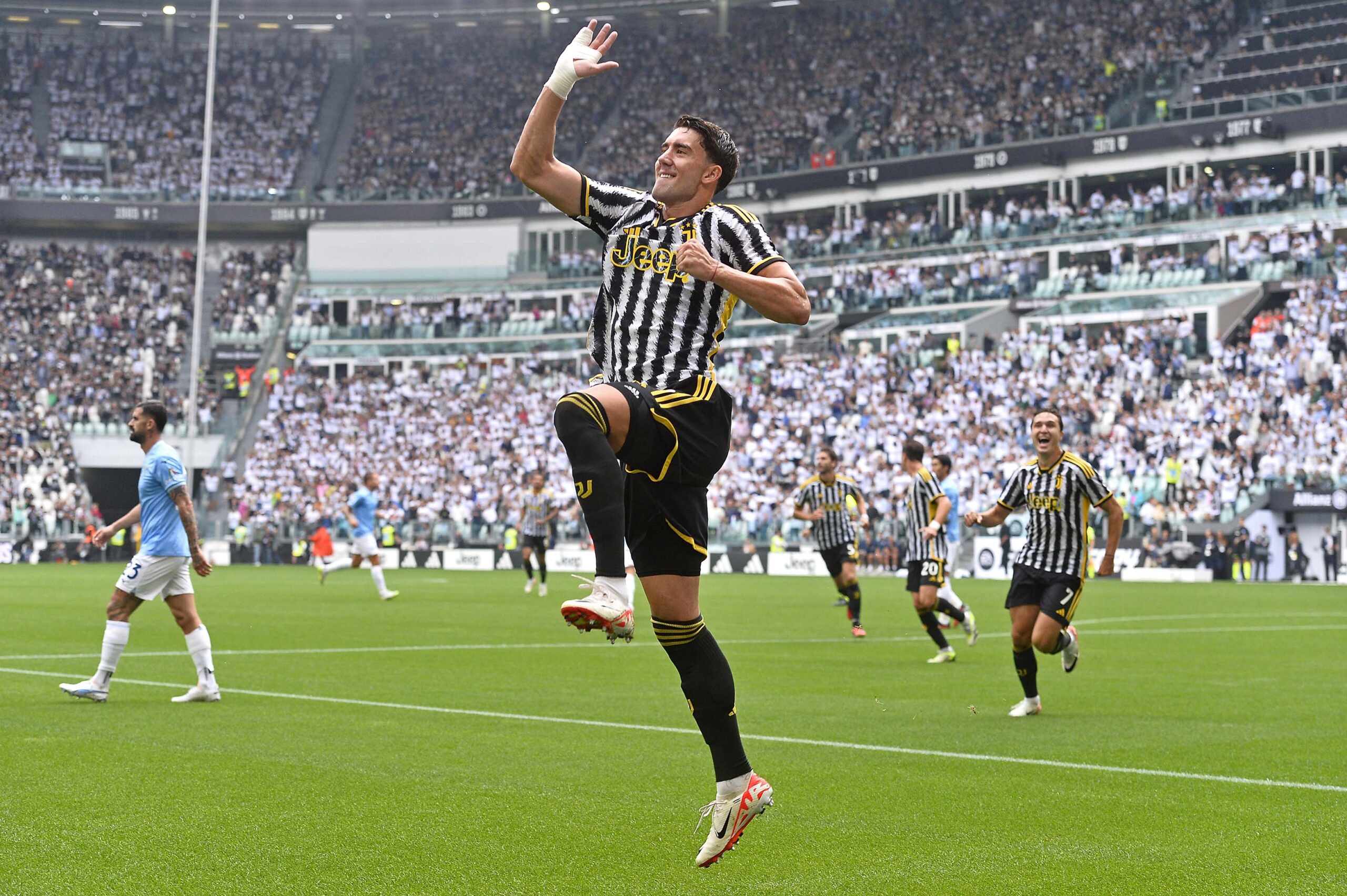 DOBLETE DE VLAHOVIC EN LA VICTORIA DE LA JUVE ANTE LA LAZIO