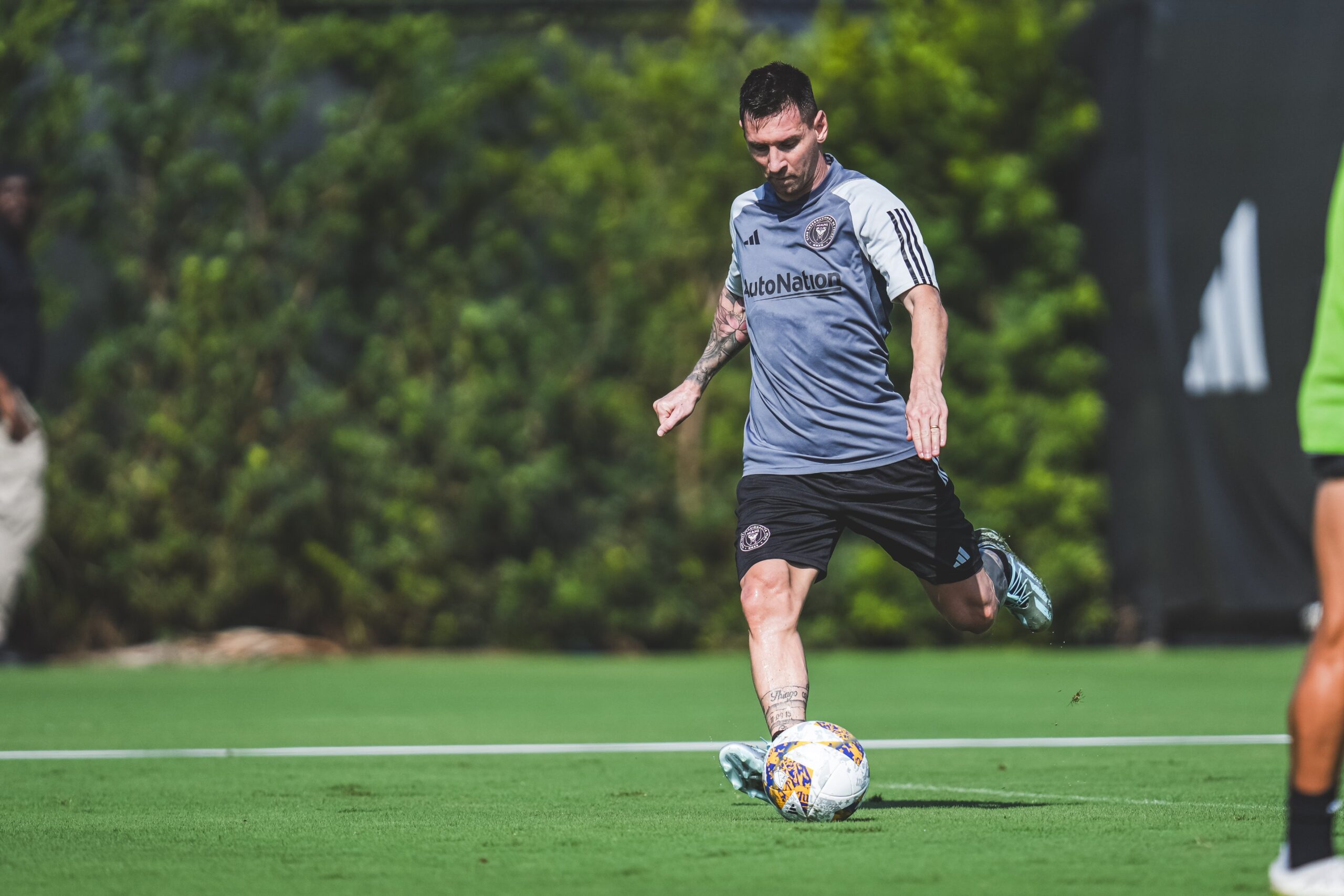 LIONEL MESSI DURANTE UN ENTRENAMIENTO CON EL INTER MIAMI