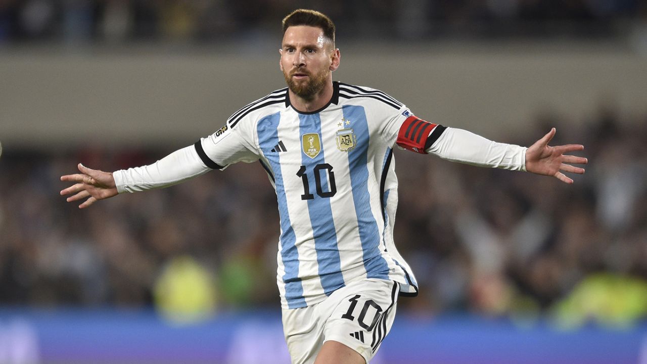 MESSI VIAJO CON LA SELECCIÓN PERO SIGUE EN DUDA