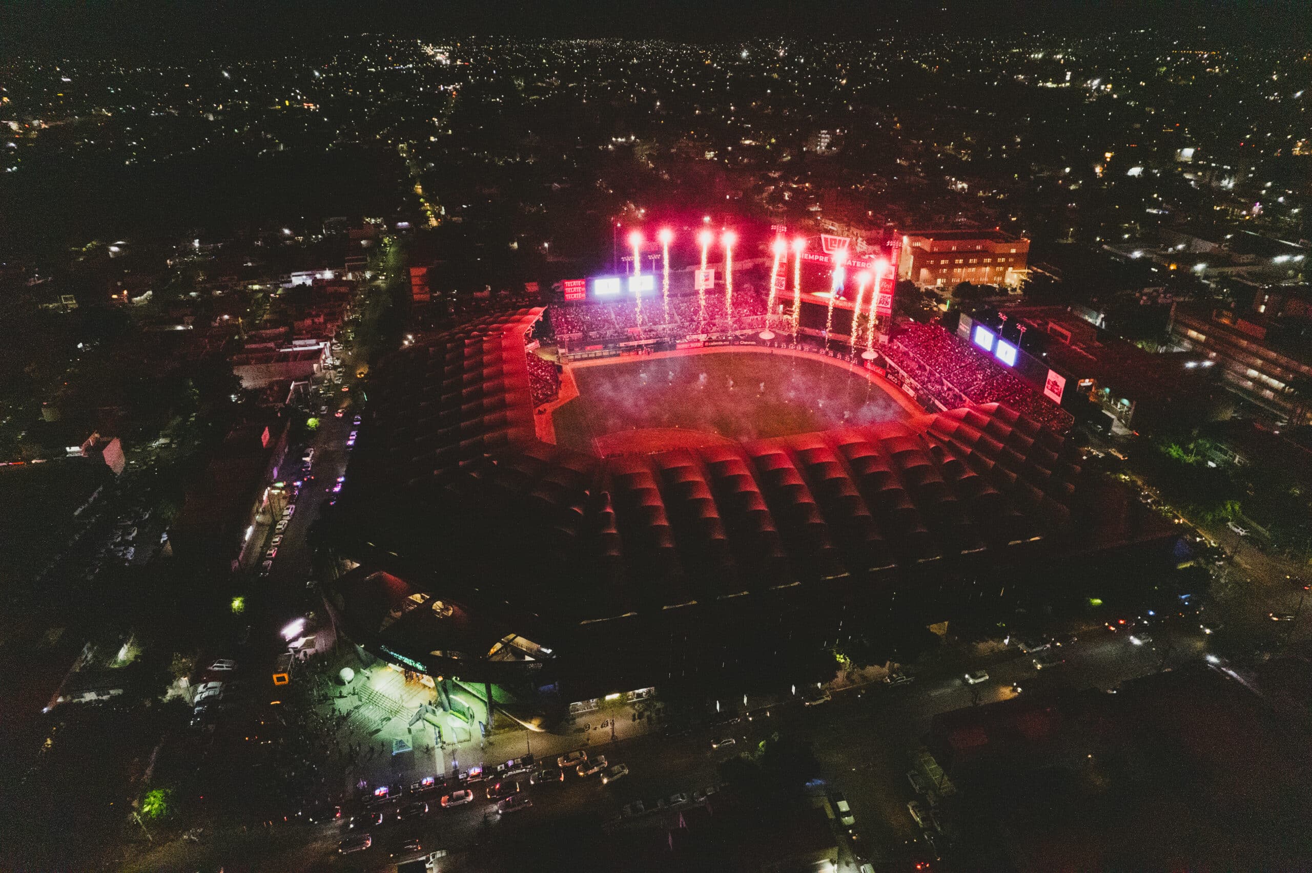 Inauguración Tomateros