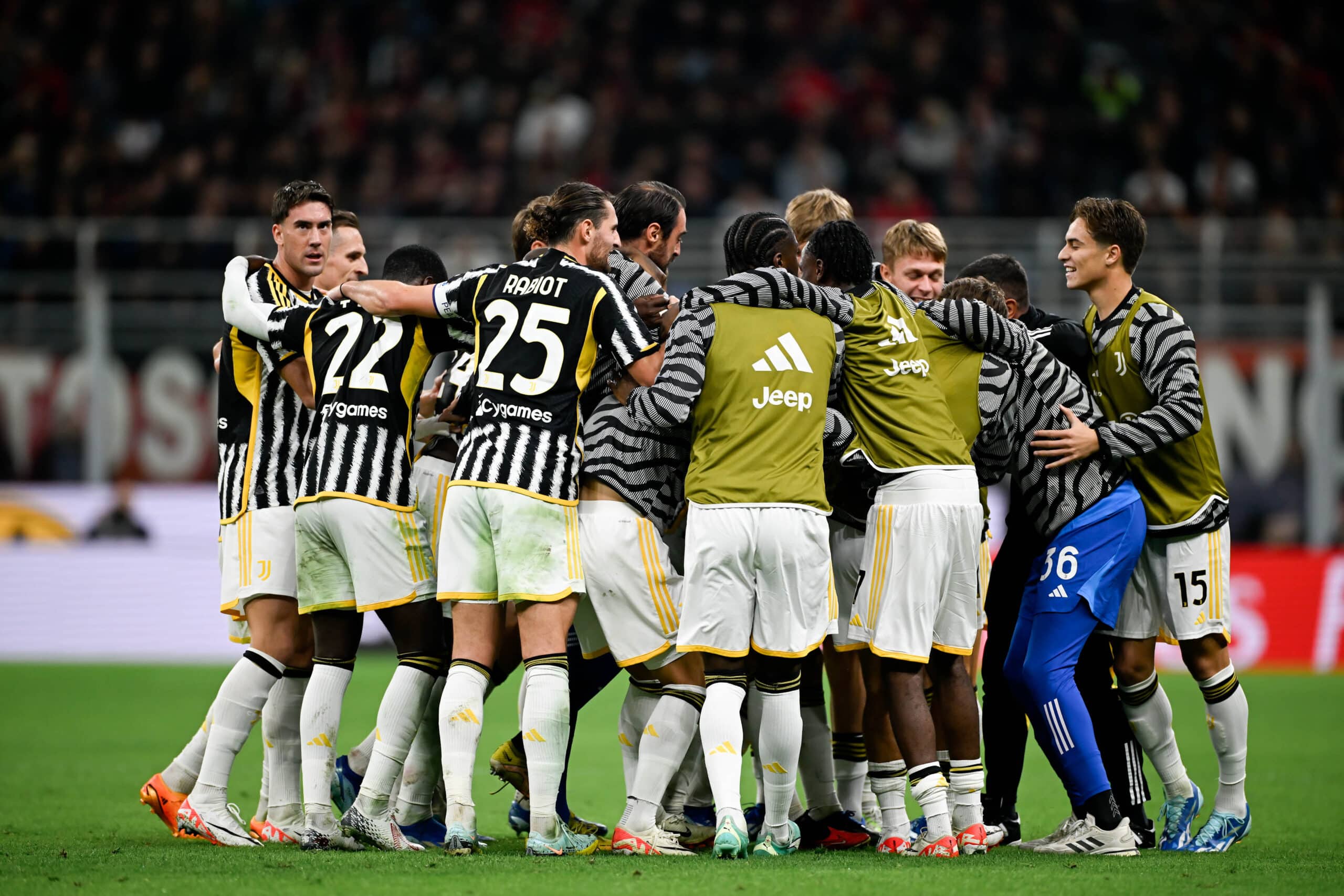 La Juve festejando la anotación