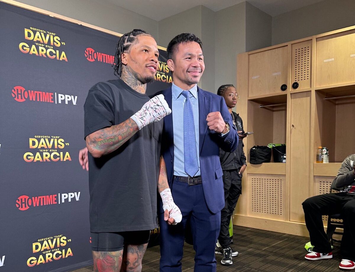 GERVONTA DAVIS (DERECHA) Y MANNY PACQUIAO (DERECHA)