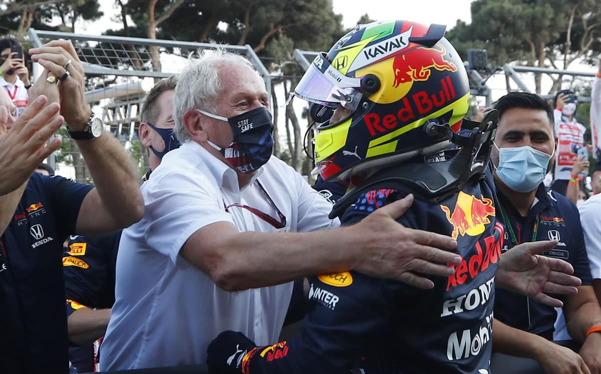 Checo Pérez se sincera sobre su relación con el cuestionado asesor de Red Bull, Helmut Marko.