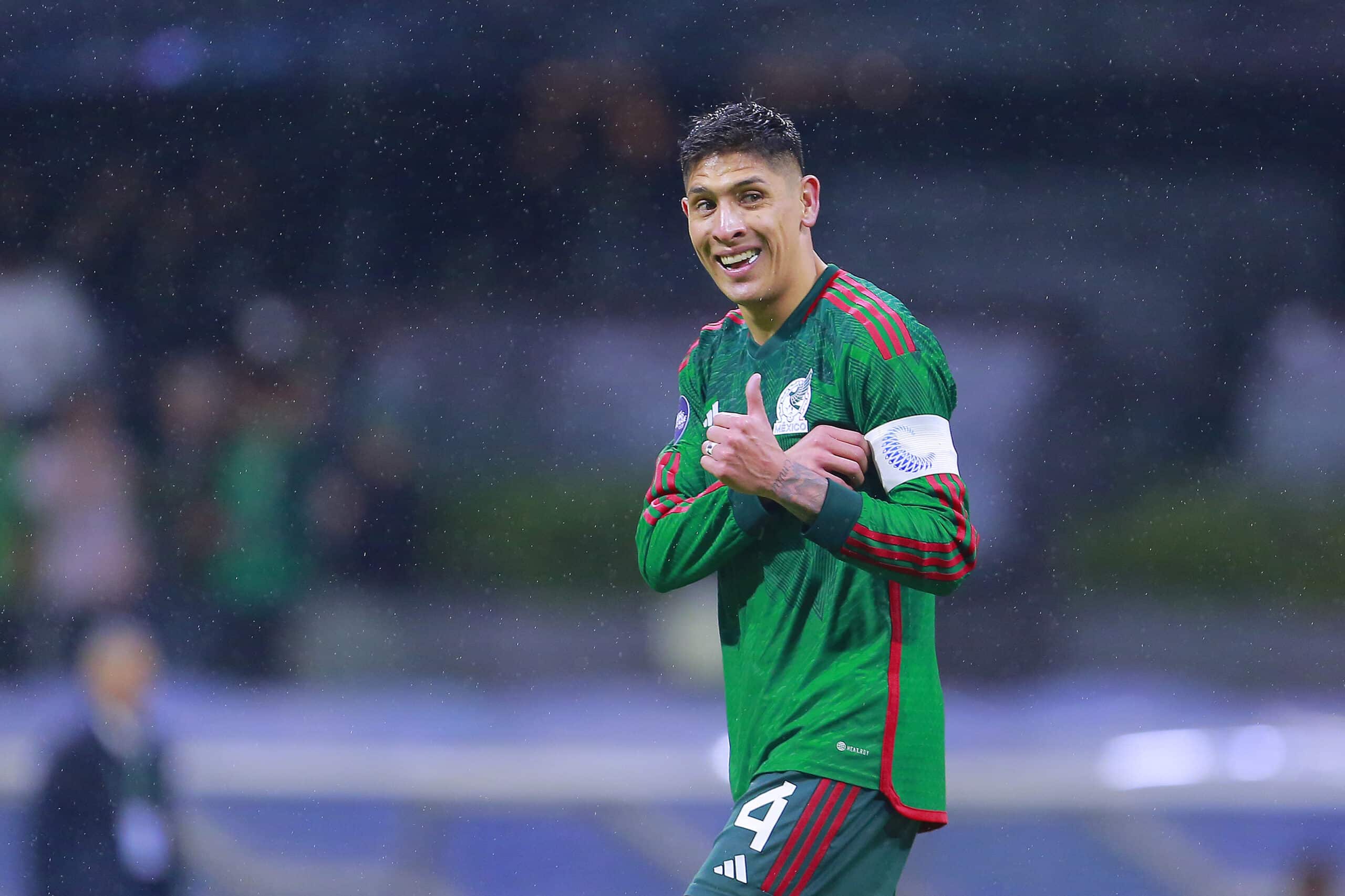 Edson Alvarez de Mexico durante el partido de vuelta de los cuartos de final de La Liga de Naciones de la CONCACAF.