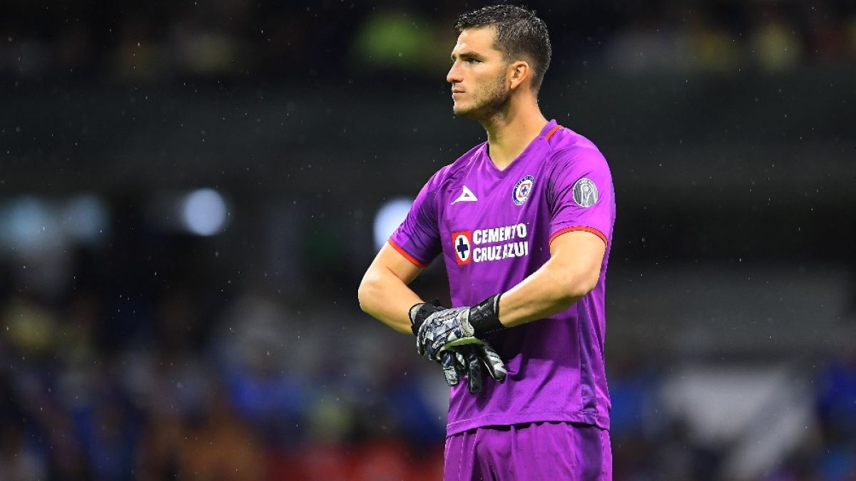 Sebastián Jurado resguardando la portería del Cruz Azul.