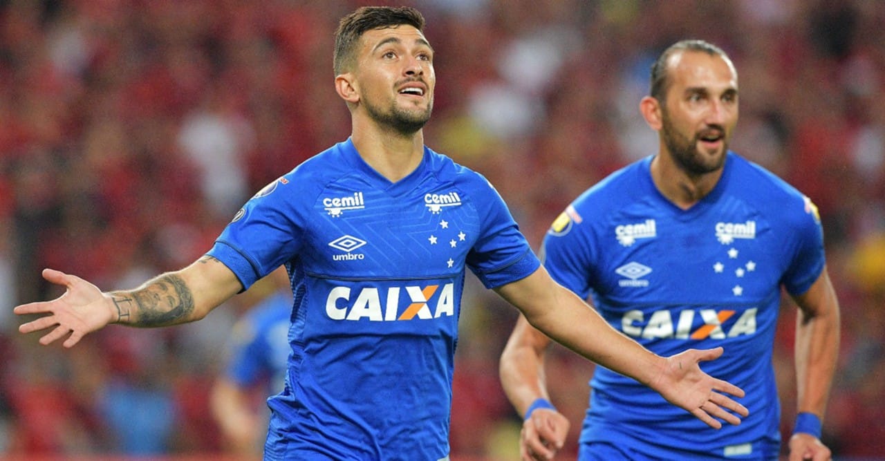 CRUZEIRO DE BRASIL ANOTA GOL