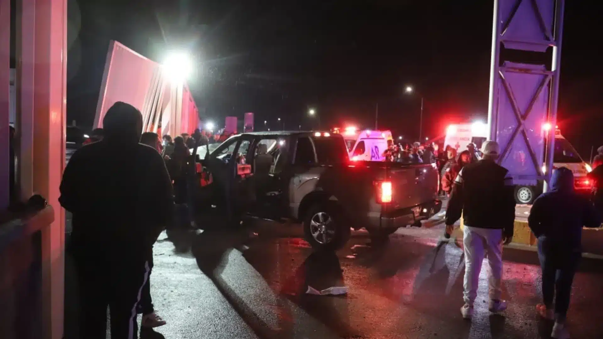 Fatal accidente a las fueras del estadio TSM Santos, aficionada pierde la vida