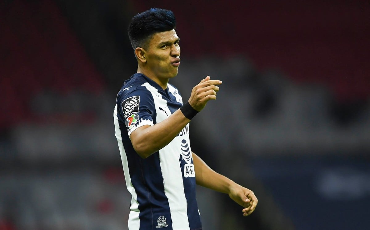 Jesús Gallardo se queja tras falta con Rayados.