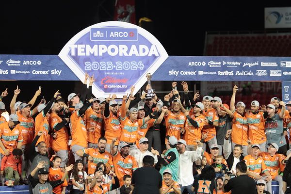 NARANJEROS CELEBRA EL CAMPEONATO