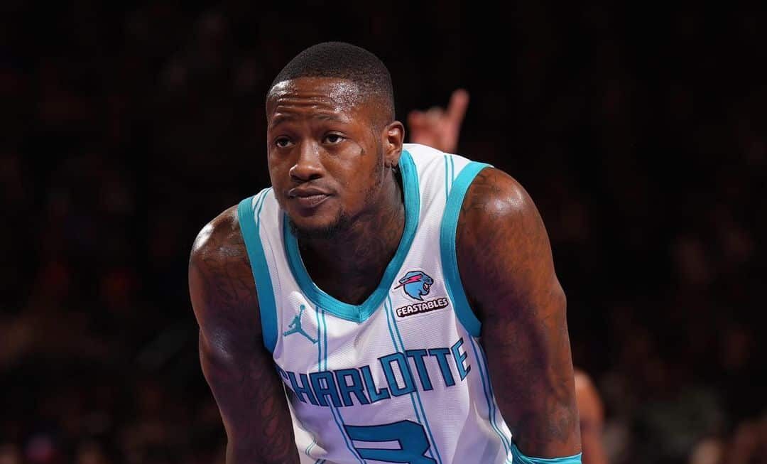 TERRY ROZIER DURANTE UN JUEGO CON LOS HORNETS