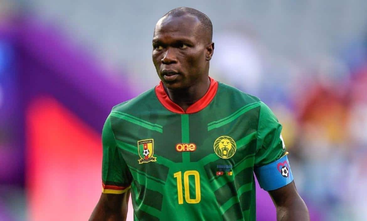 Vincent Aboubakar en partido con la selección de Camerún.