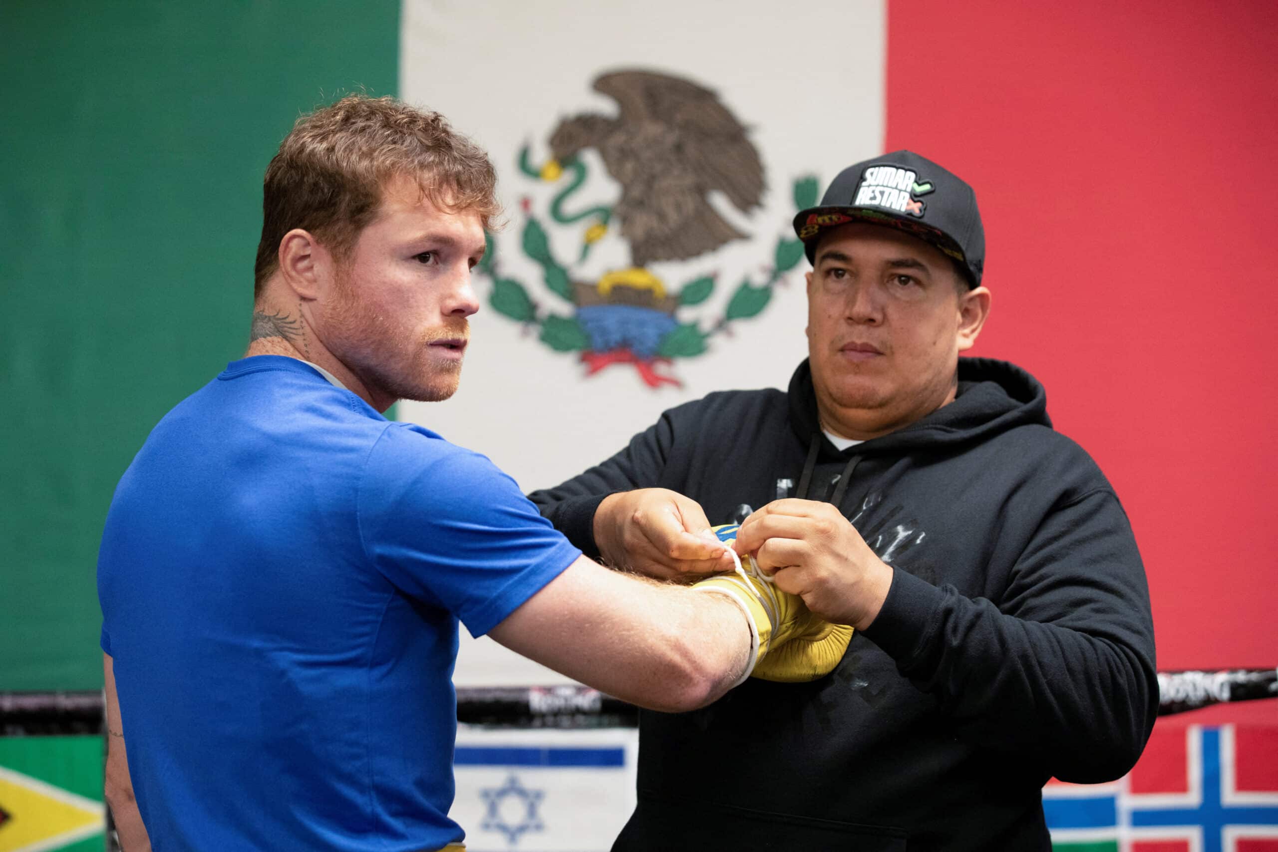 'Canelo' Álvarez con Eddy Reynoso en entrenamiento.