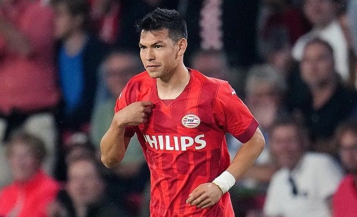 Hirving Lozano en partido del PSV en Holanda.