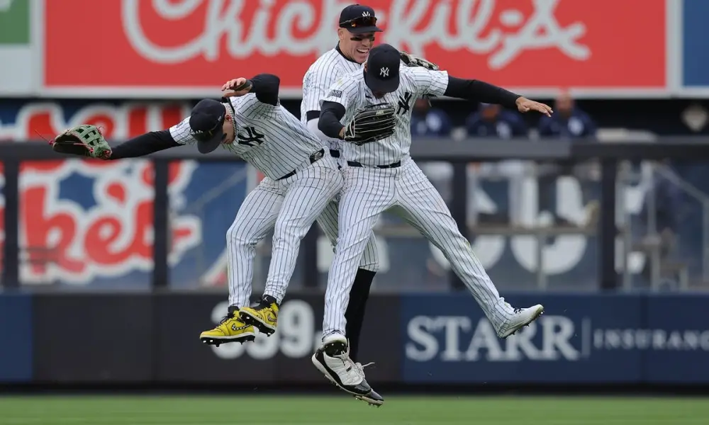 YANKEES FESTEJA LA VICTORIA