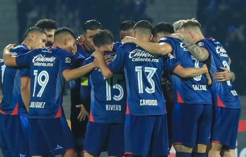 Cruz Azul recibe este sábado a Monterrey en su estadio.