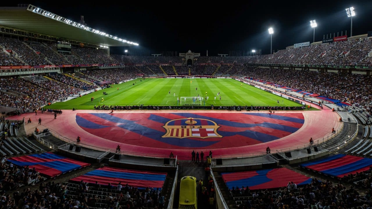 Barcelona recibe este domingo al Rayo Vallecano.