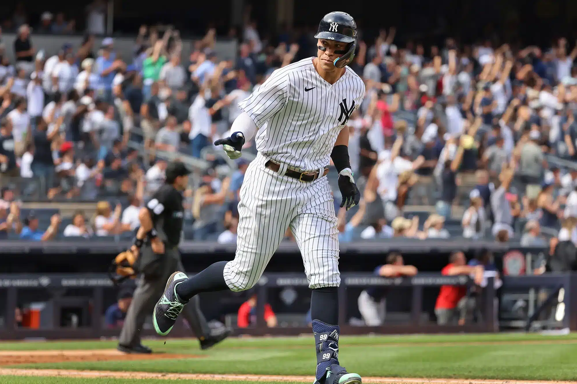 YANKEES SIGUE EN LA LUCHA POR EL LIDERATO