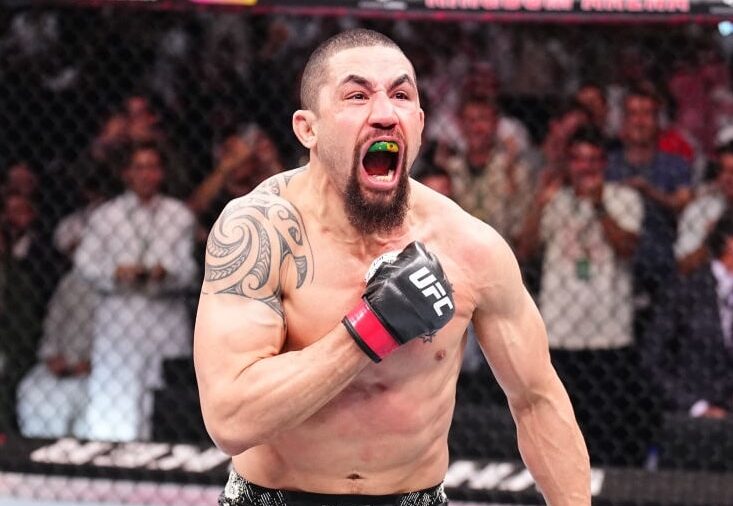 ROBERT WHITTAKER CELEBRA EL BRUTAL NOCAUT Y TRIUNFO SOBRE IKRAM ARISLAVEK