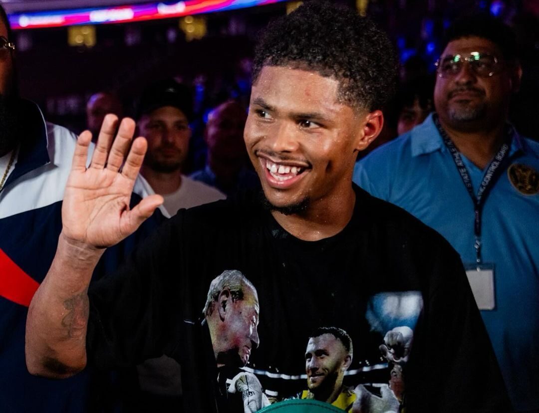 SHAKUR STEVENSON SALUDA TRAS SU VICTORIA ANTE ARTEM HARUTYUNYAN