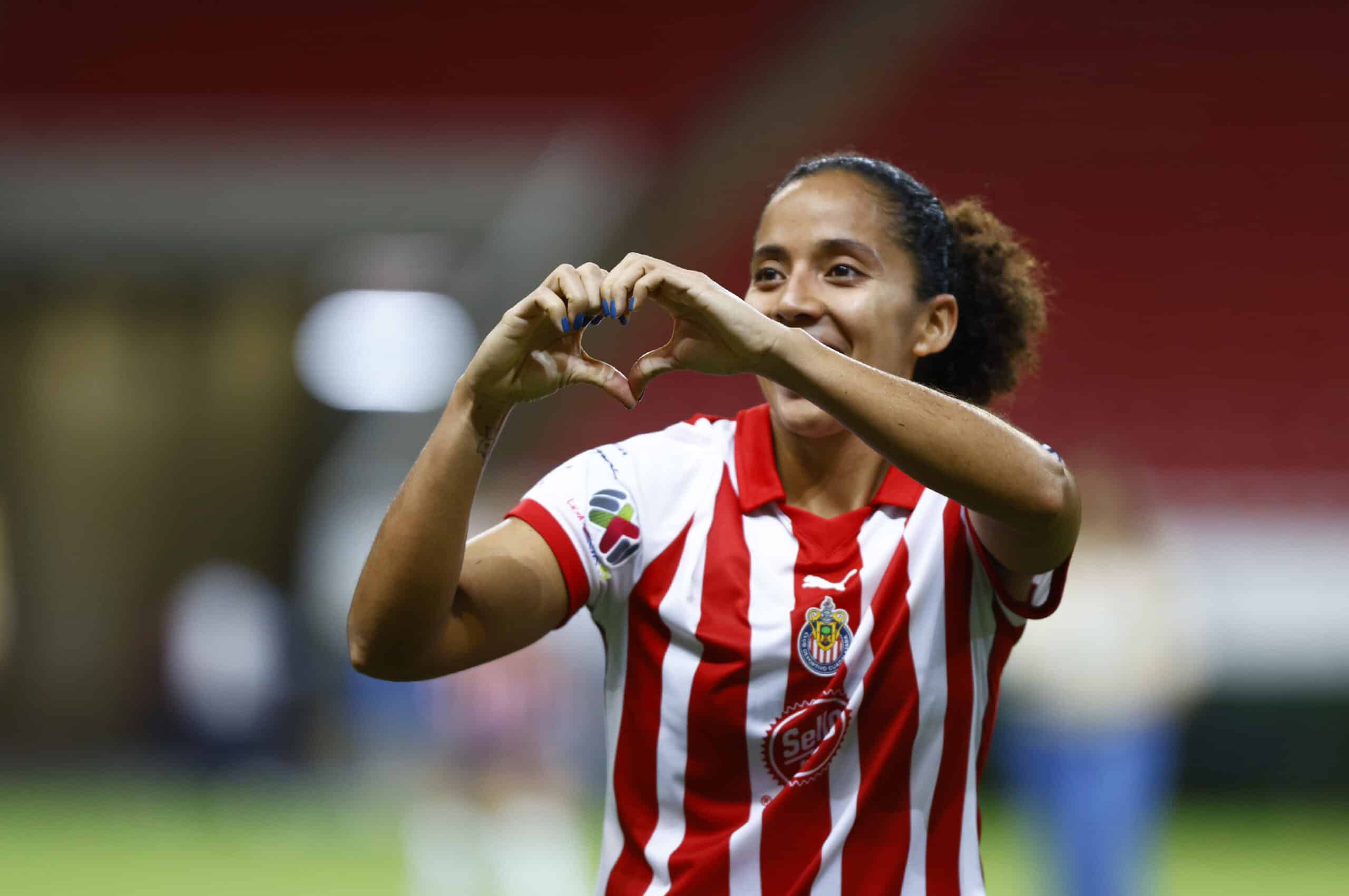 CASANDRA MONTERO CHIVAS FEMENIL