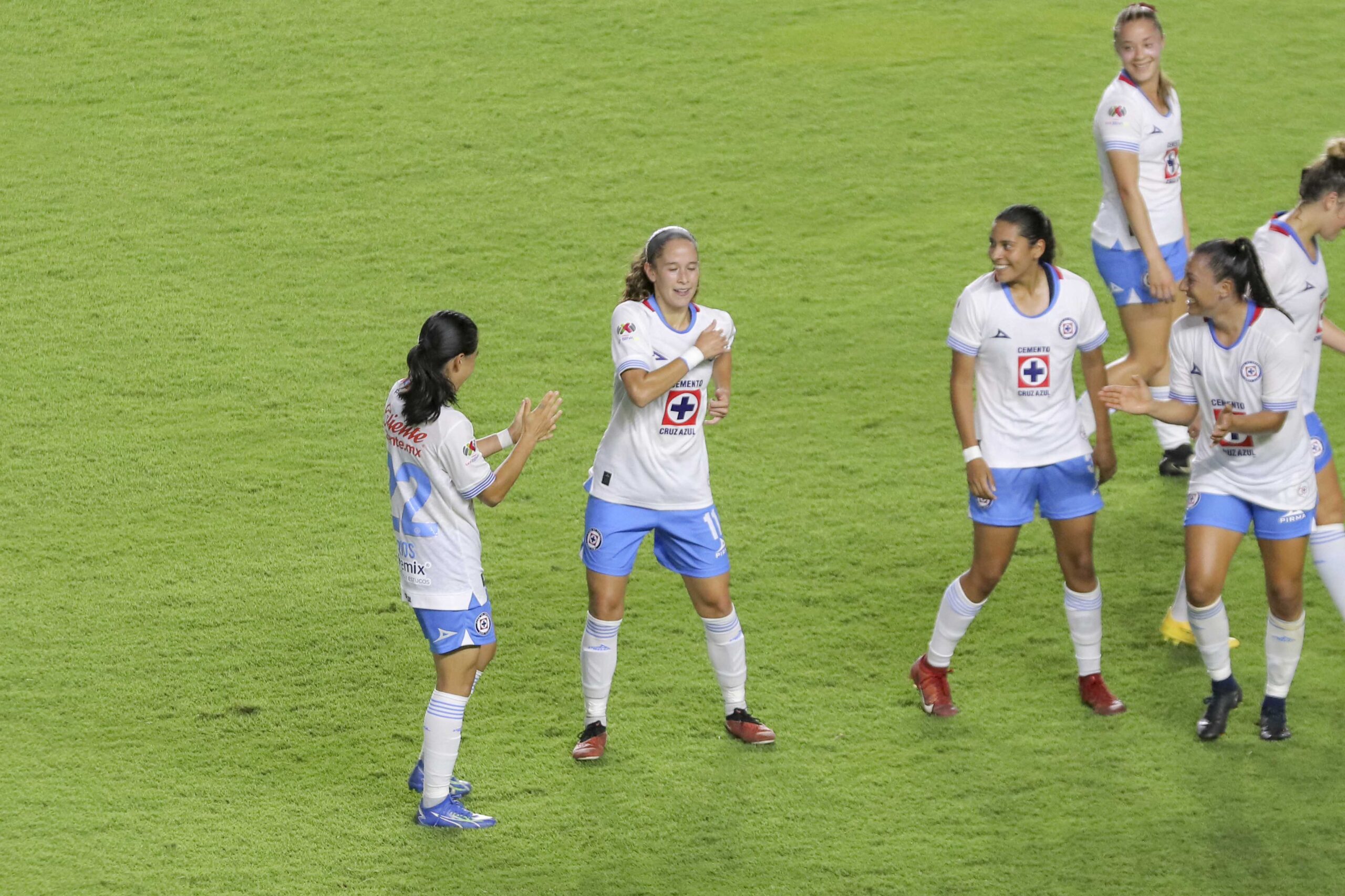 CRUZ AZUL FEMENIL J2 AP2024