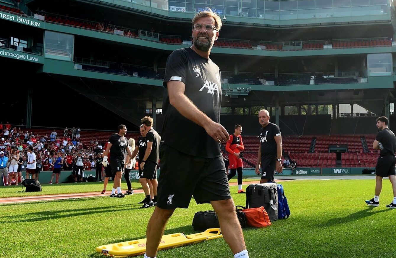 JÜRGEN KLOPP DURANTE UN ENTRENAMIENTO