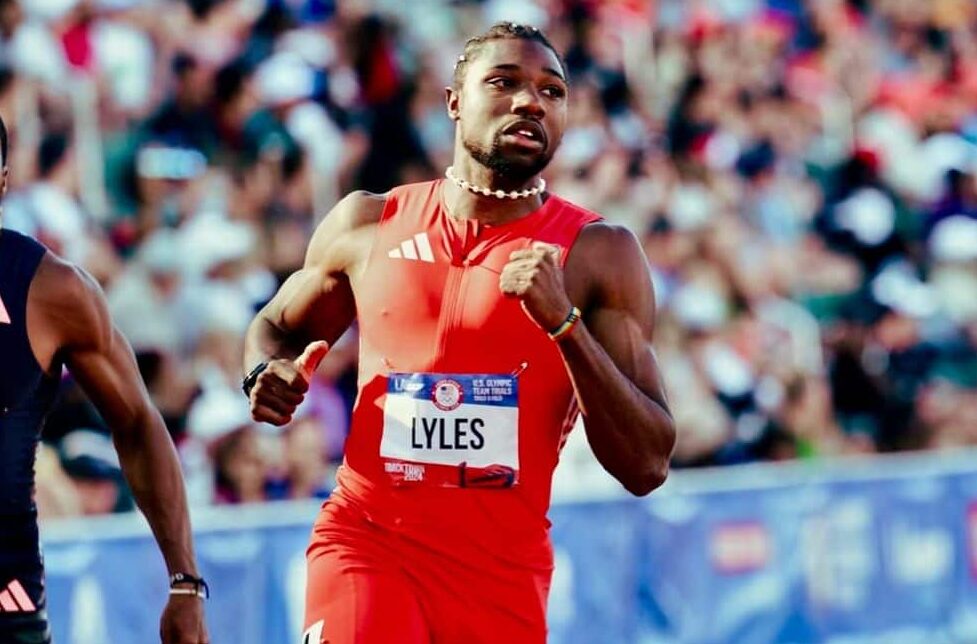 NOAH LYLES LUEGO DE TERMINAR UNA CARRERA