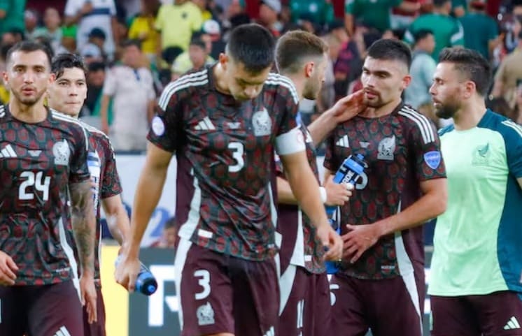 Jugadores de México tras ser eliminados de la Copa América.