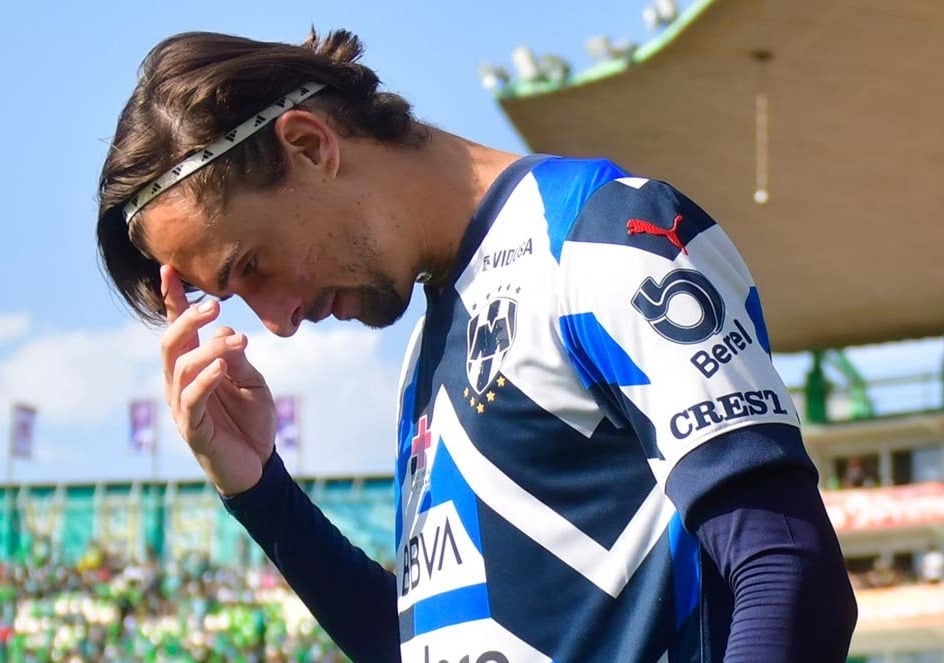 Jordi Cortizo en entrenamiento de Rayados.