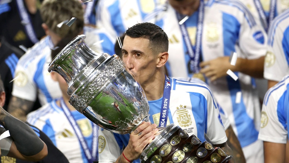 Di Maria se acaba de retirar de la selección argentina siendo Bicampeón de América y Campeón del Mundo. 