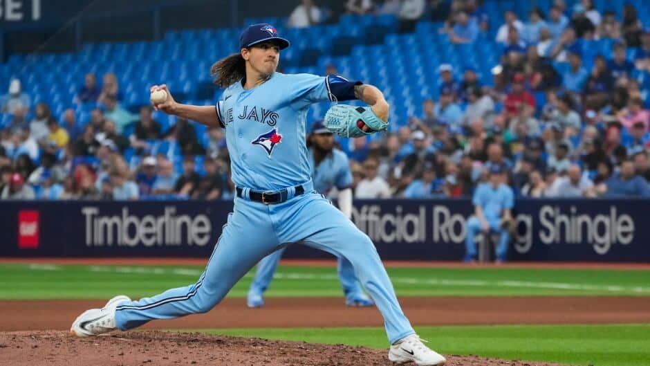 LANZADOR DE BLUE JAYS CONSIGUE LA VICTORIA