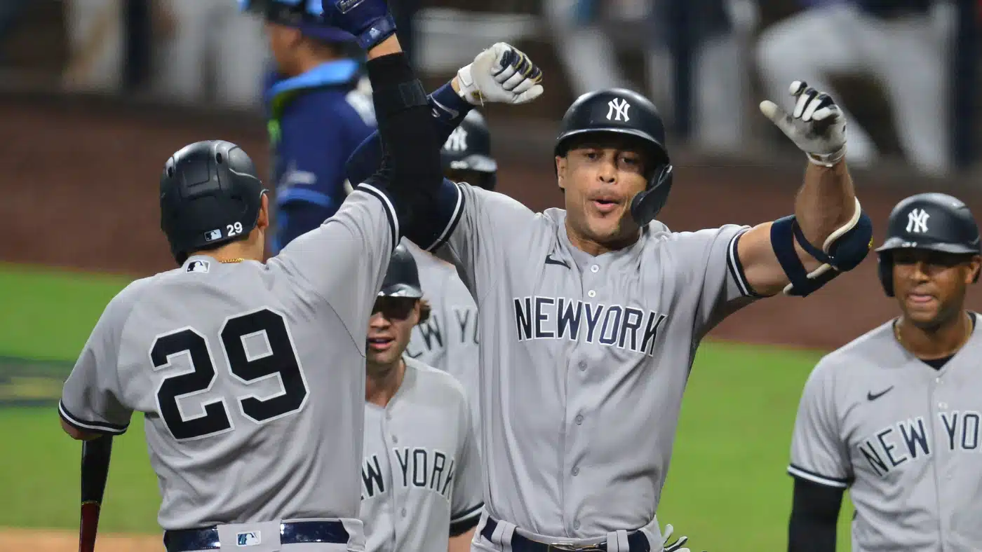 YANKEES FESTEJA LA VICTORIA EN LA SERIE