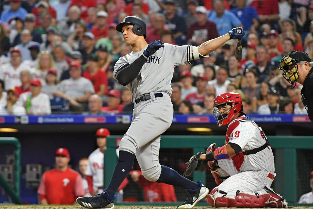 YANKEES BUSCA ARREBATARLE LA SERIE A PHILLIES