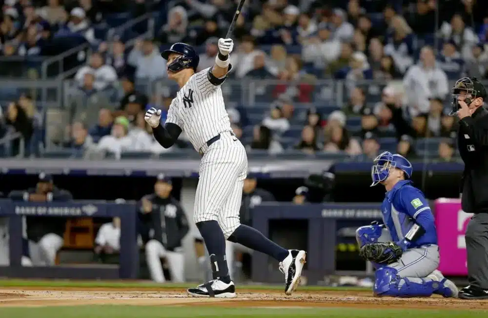 AARON JUDGE LLEGÓ A 41 CUADRÁNGULARES