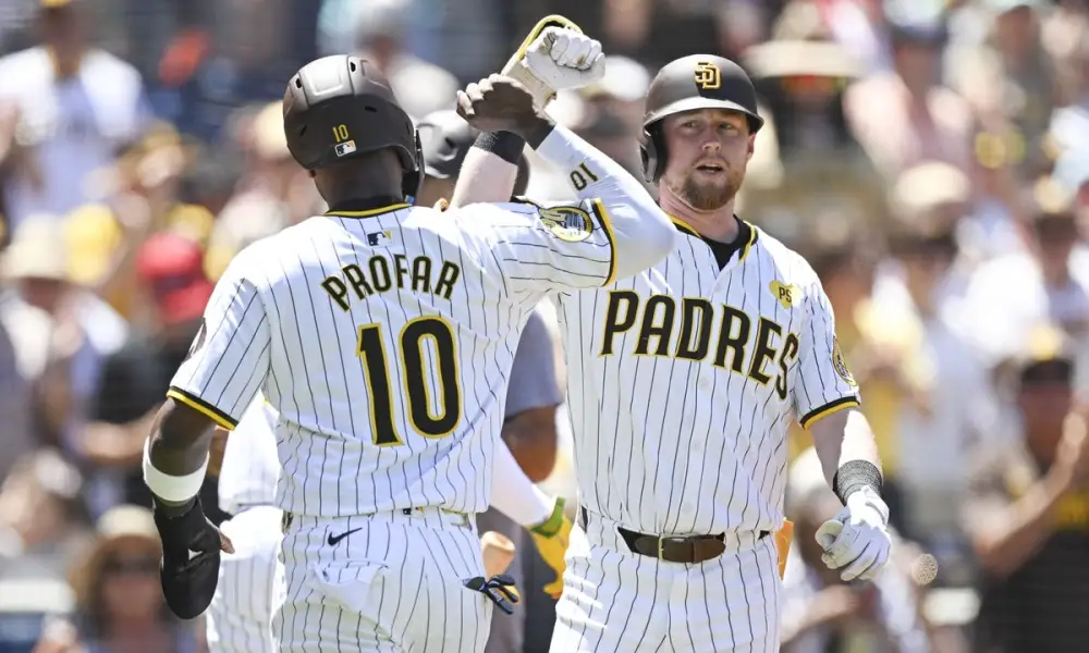 PADRES SE ACERCA A LOS DODGERS