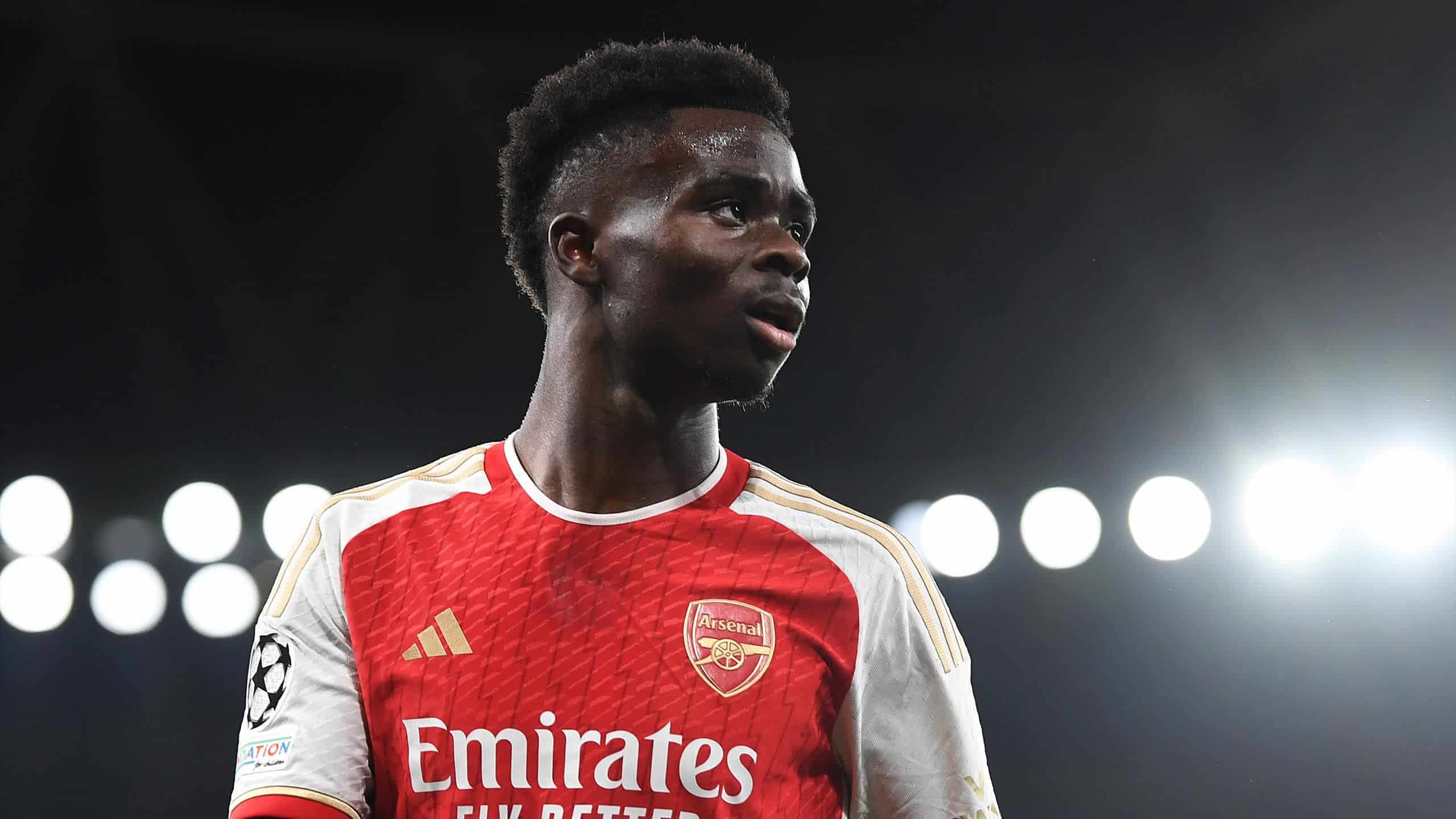 Bukayo Saka es de los hombres fuertes en el Arsenal.