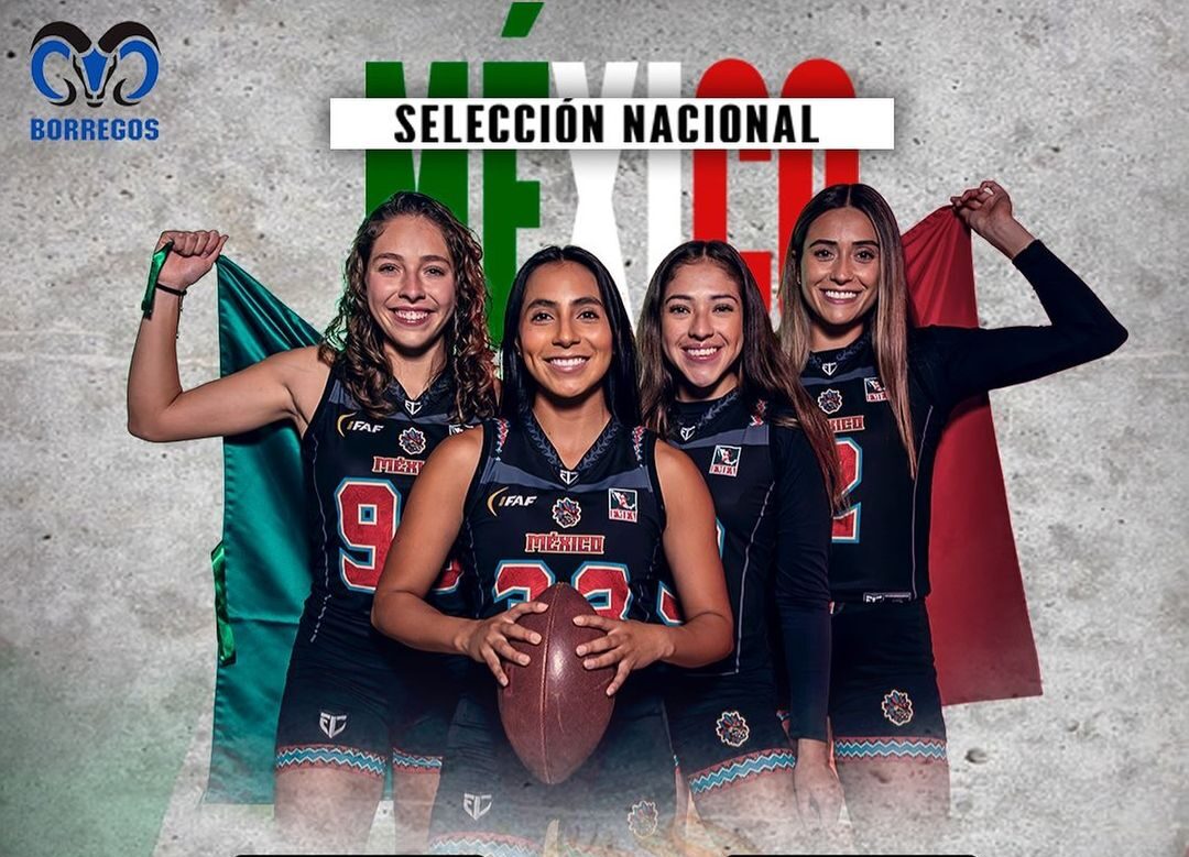 EQUIPO FEMENIL POSA PARA LA FOTO