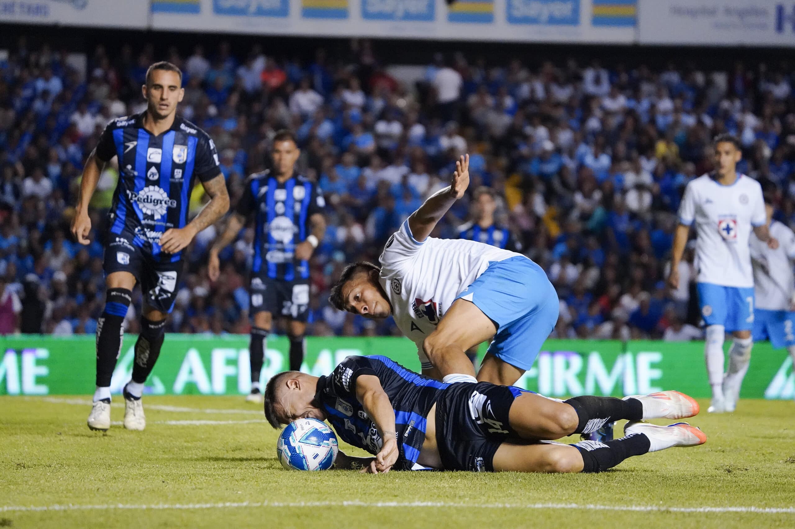 GALLOS VS CRUZ AZUL