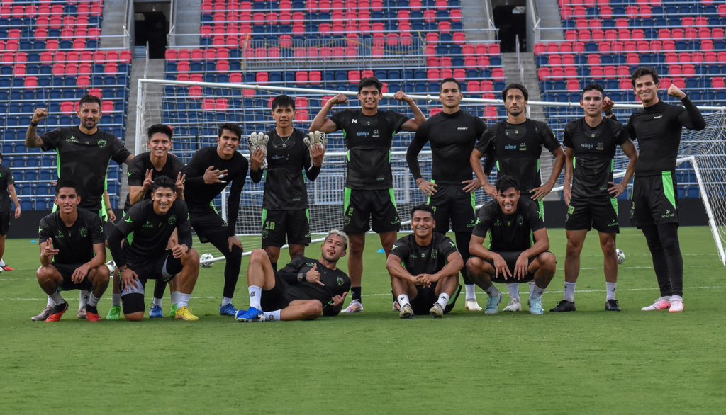 Jugadores del FC Juárez en entrenamiento previo a la Leagues Cup.