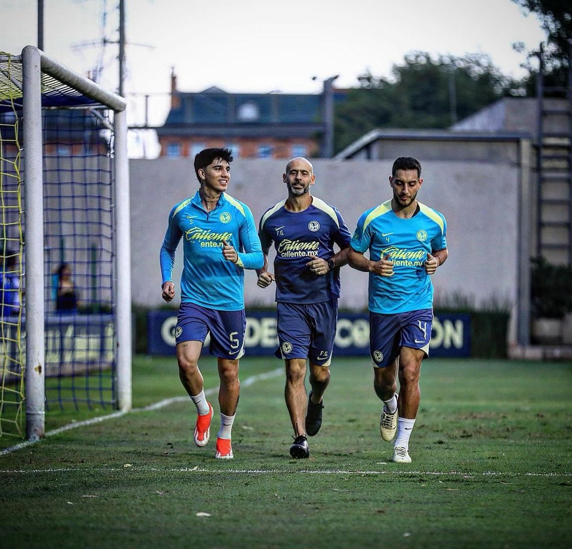 Jugadores del América en entrenamiento del Club América.