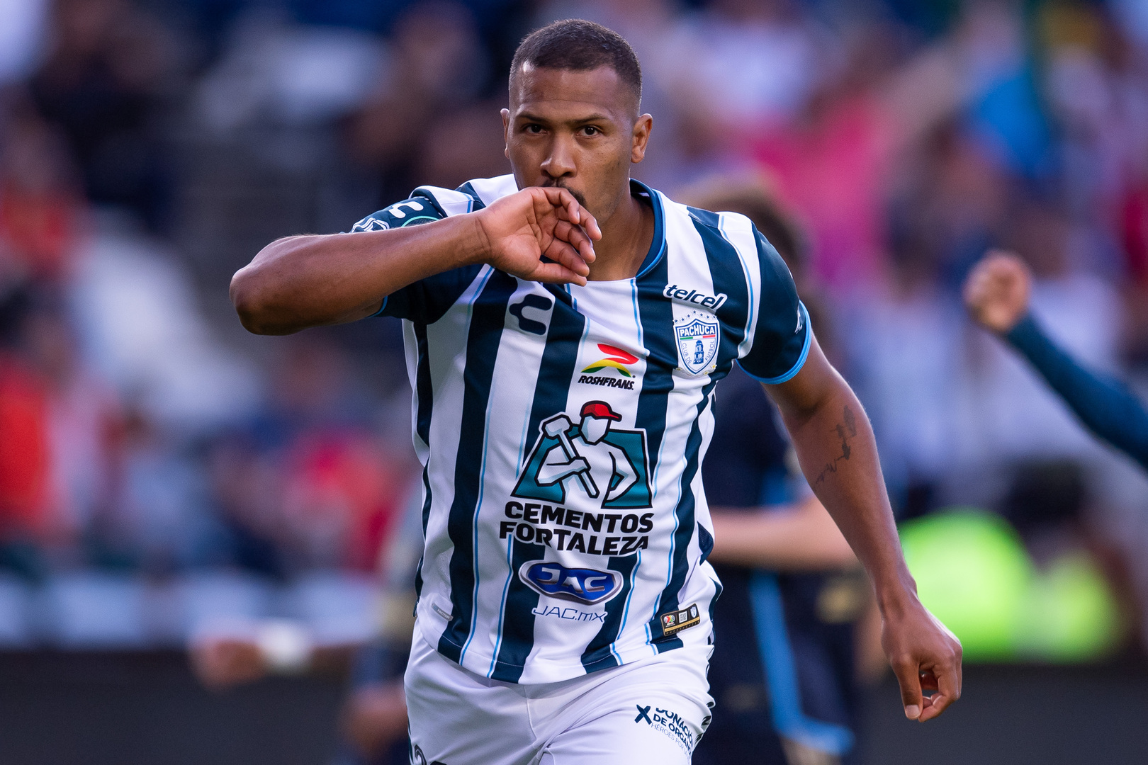 Salomón Rondón en partido de la Leagues Cup 2024.