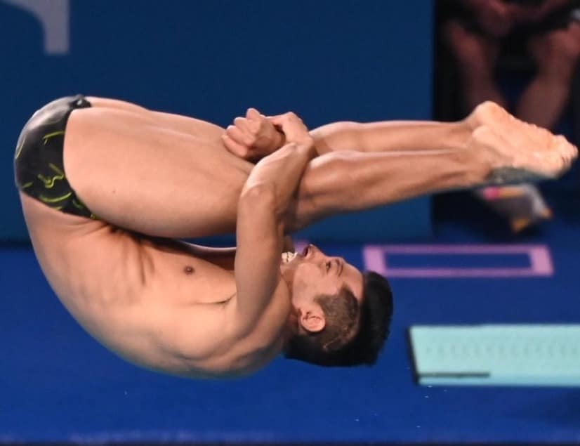 Jonathan Ruvalcaba pasó a semis de trampolín, pero representa República Dominicana en París 2024.