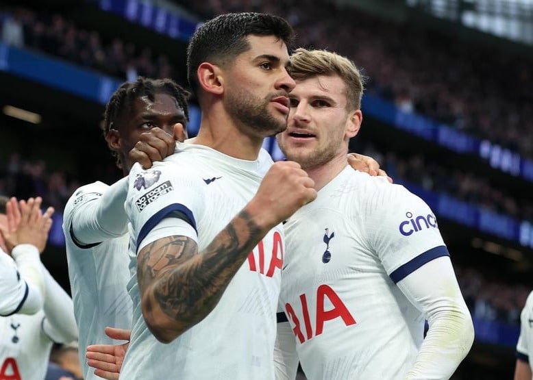 El Tottenham se alista para su visita este lunes ante el Leicester City.