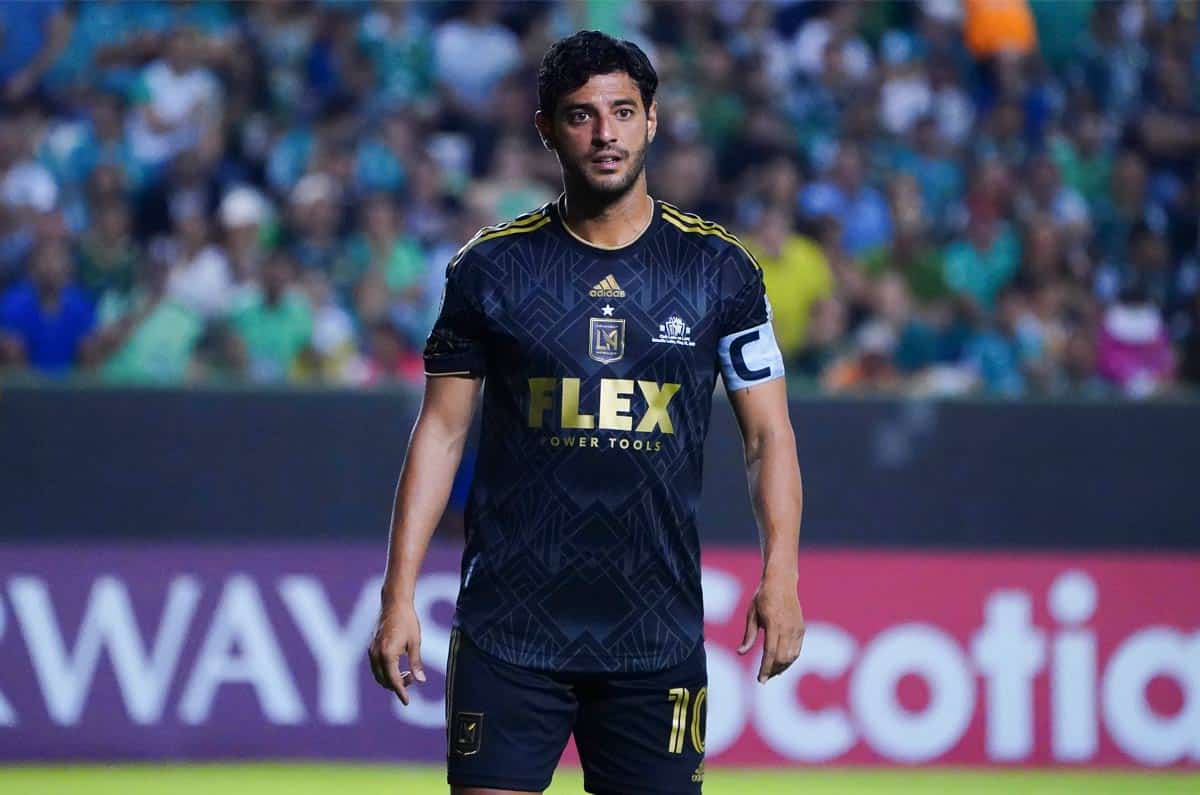 Carlos Vela en partido con el LAFC de la MLS.