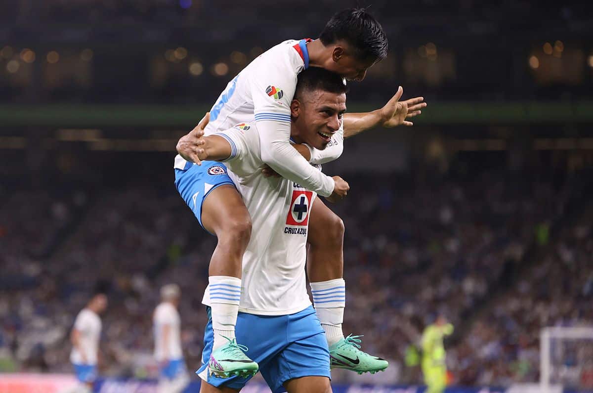 CRUZ AZUL AVANZA CON SUFRIMIENTO INCLUIDO