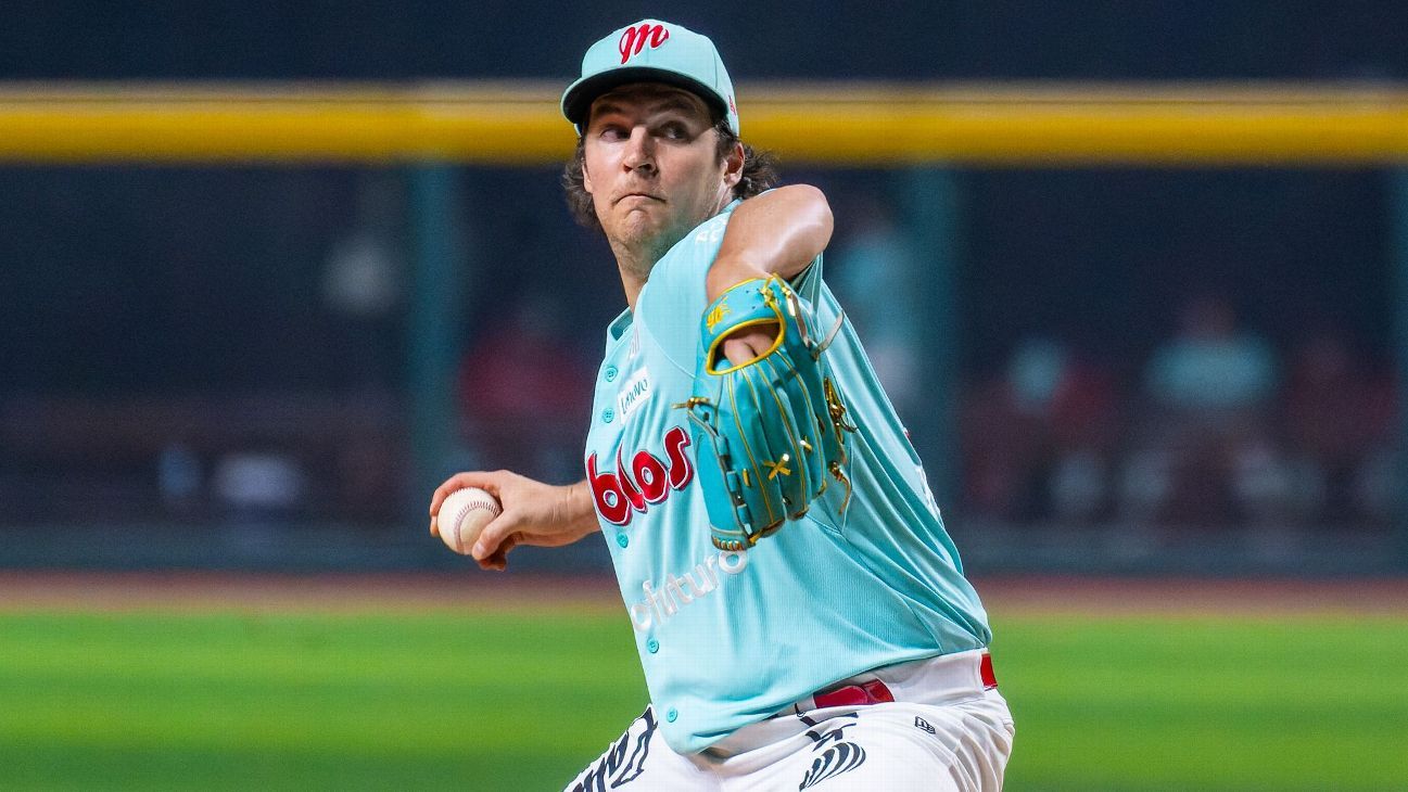 Trevor Bauer en partido de la serie final de la zona Sur.