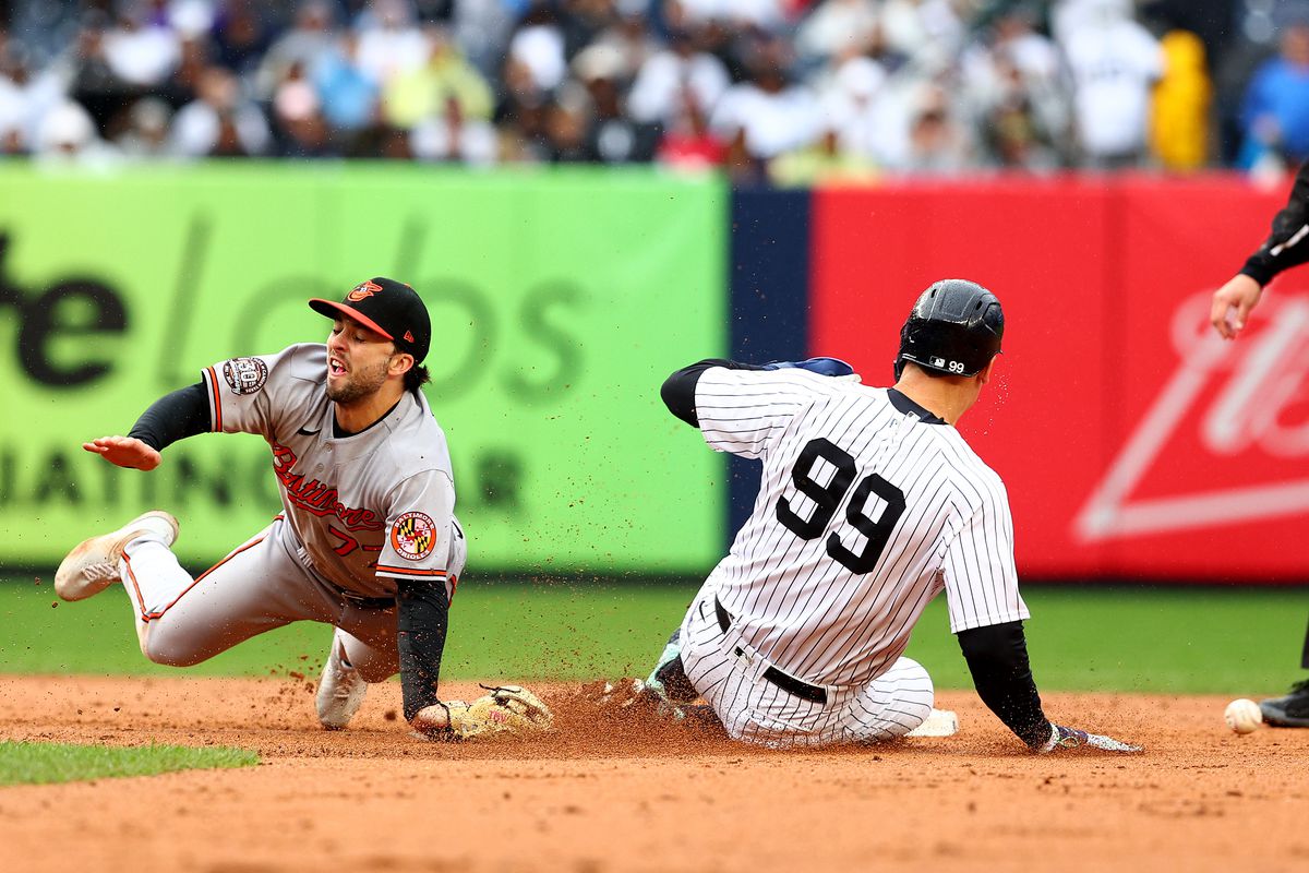 YANKEES MUY CERCA DE FESTEJAR SU CETRO