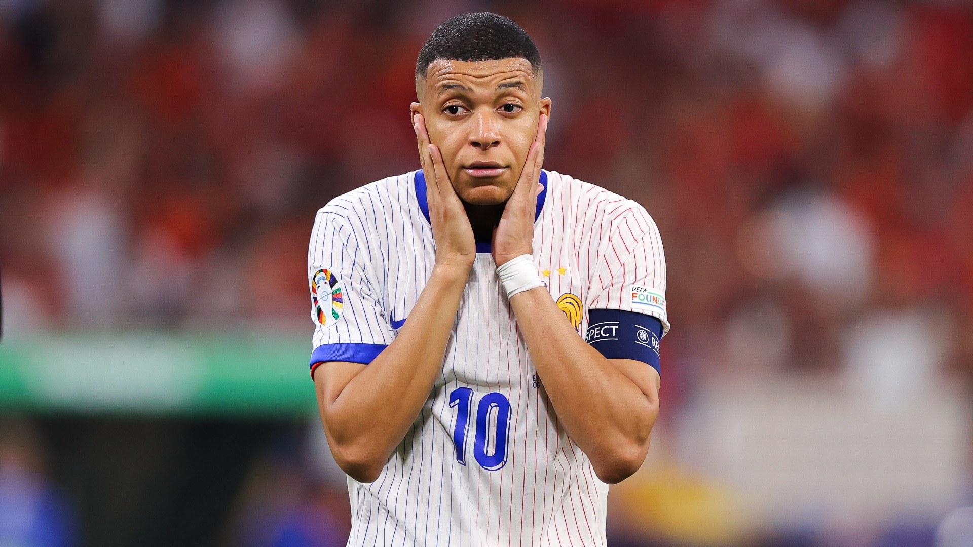 El diario L’Équipe otorgó un ‘3′ a Kylian Mbappé por su partido contra Italia.